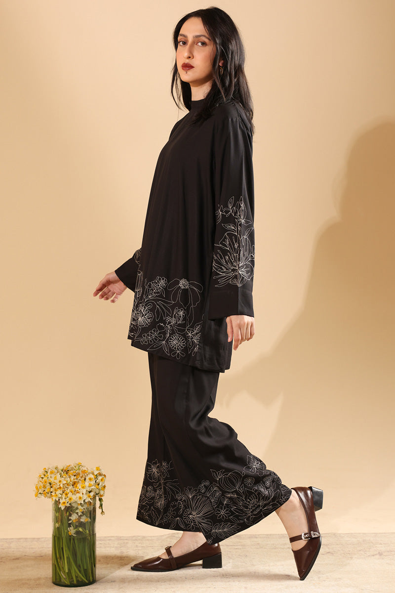 Monochrome Embroidered Edit Set