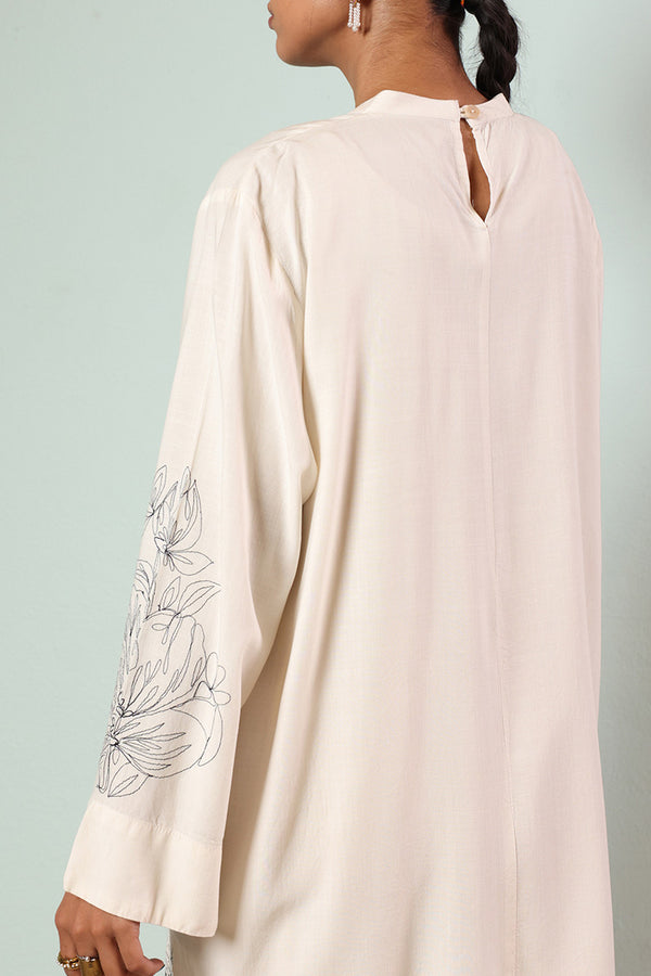 Monochrome Embroidered Edit Set