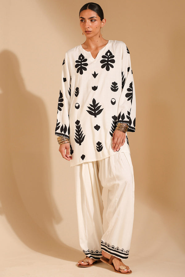 Monochrome Appliqué Edit Set