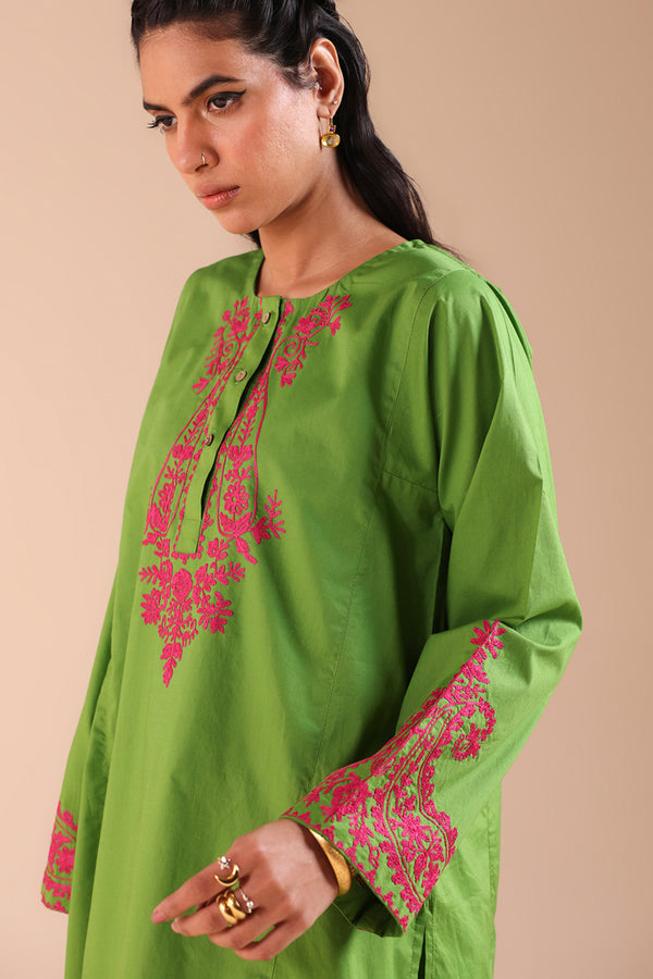 Chitrali Chogha Grace Set