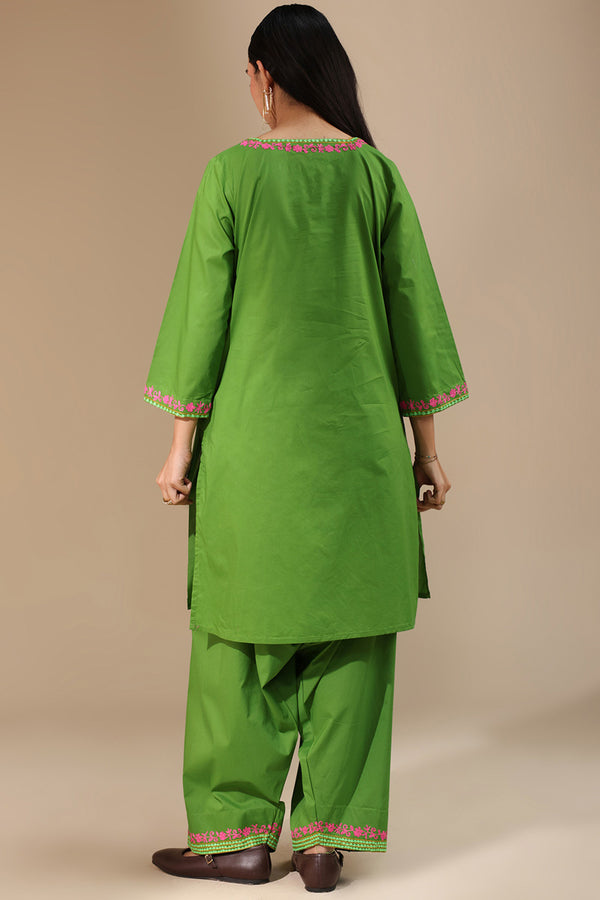 Chitrali Chogha Opulent Set