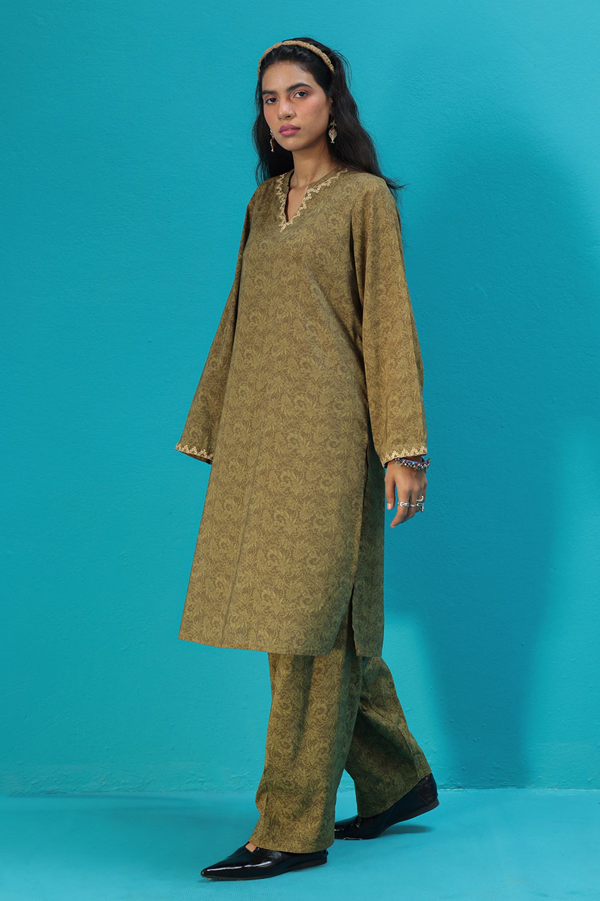 khaki