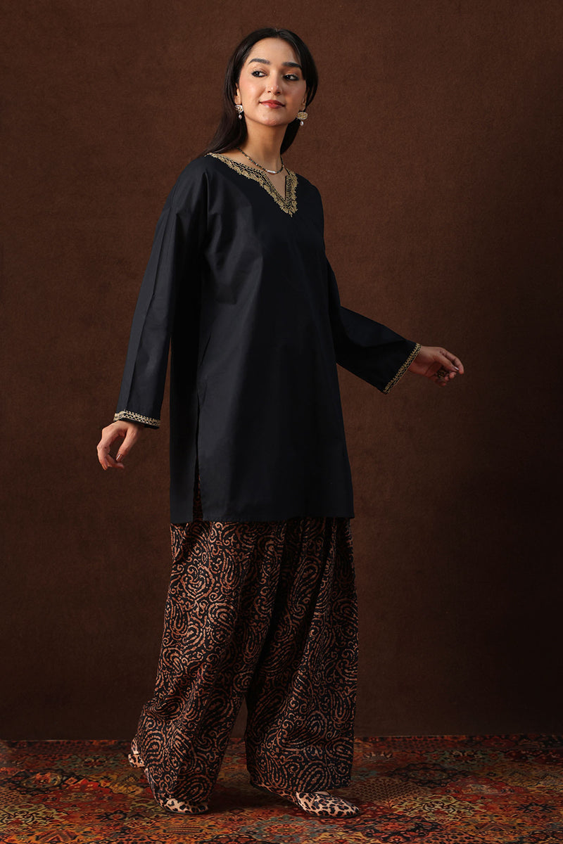 Coordinated Farshi Set