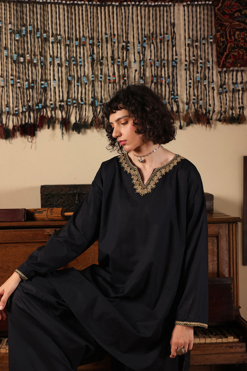 Golden Whisper Farshi Set