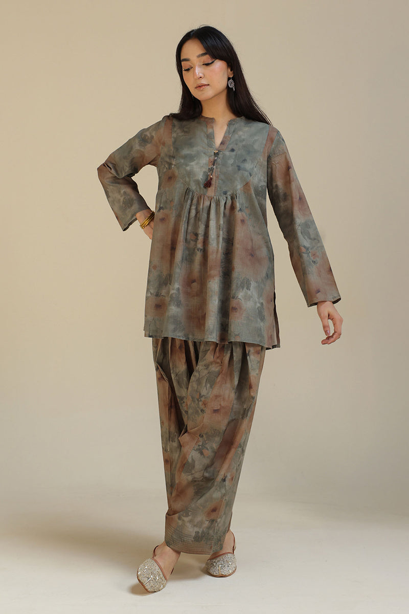Petal Haze Farshi Set