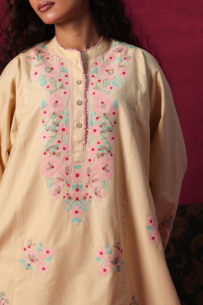 Aar Embroidered Set