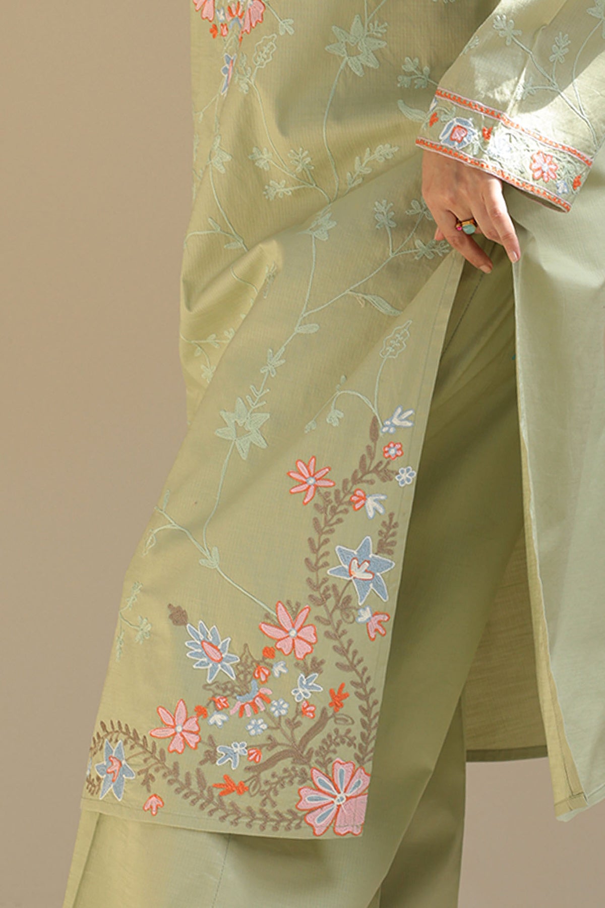 Pastel Garden Embroidered Set