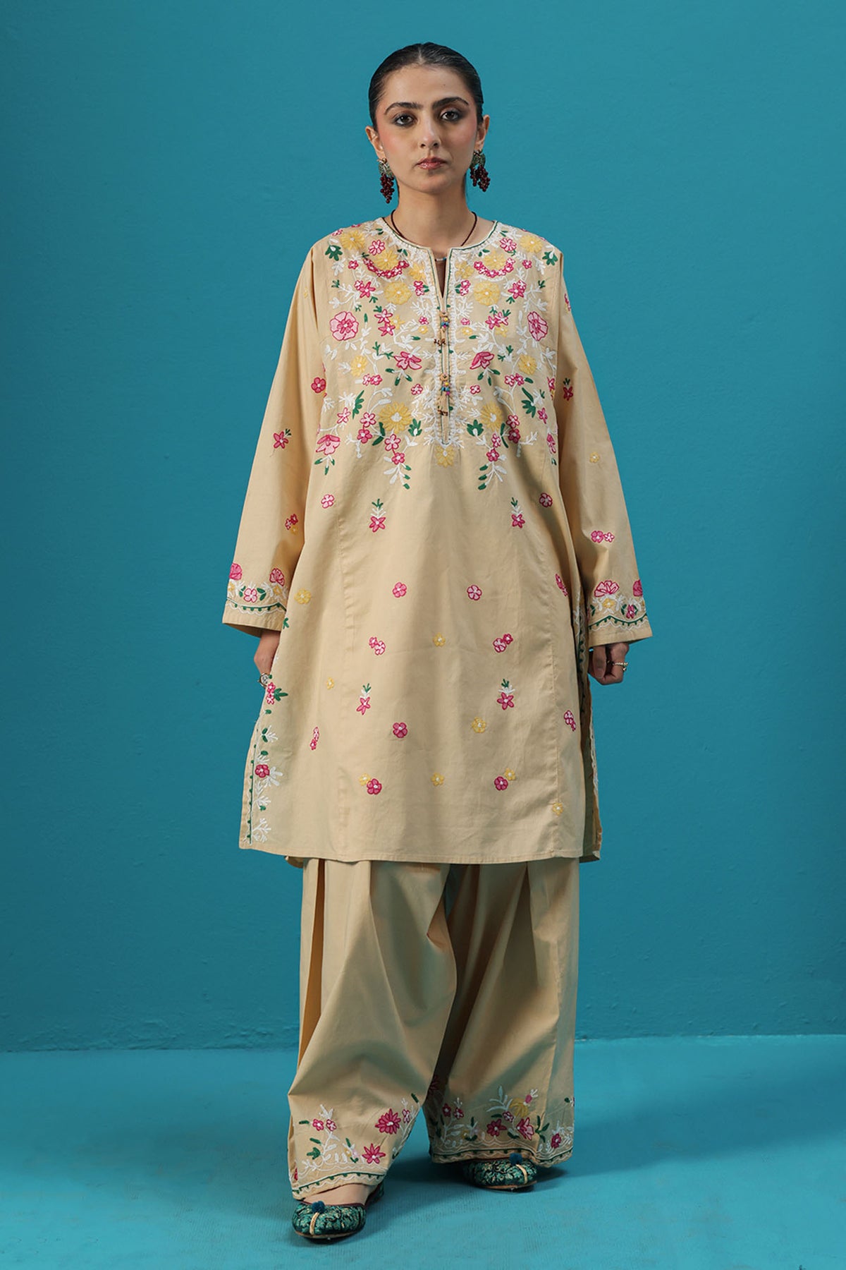 Embroidered Petal Edit Set