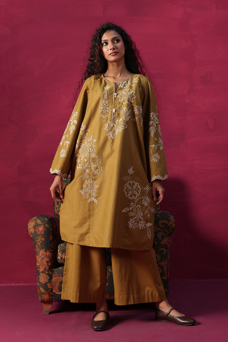 Embroidered Floral Dot Set