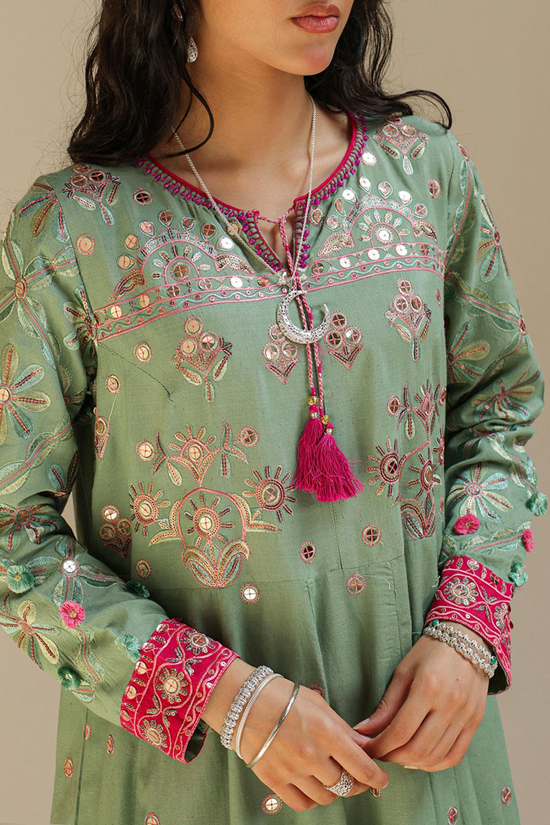 Embroidered Moon Sequin Set