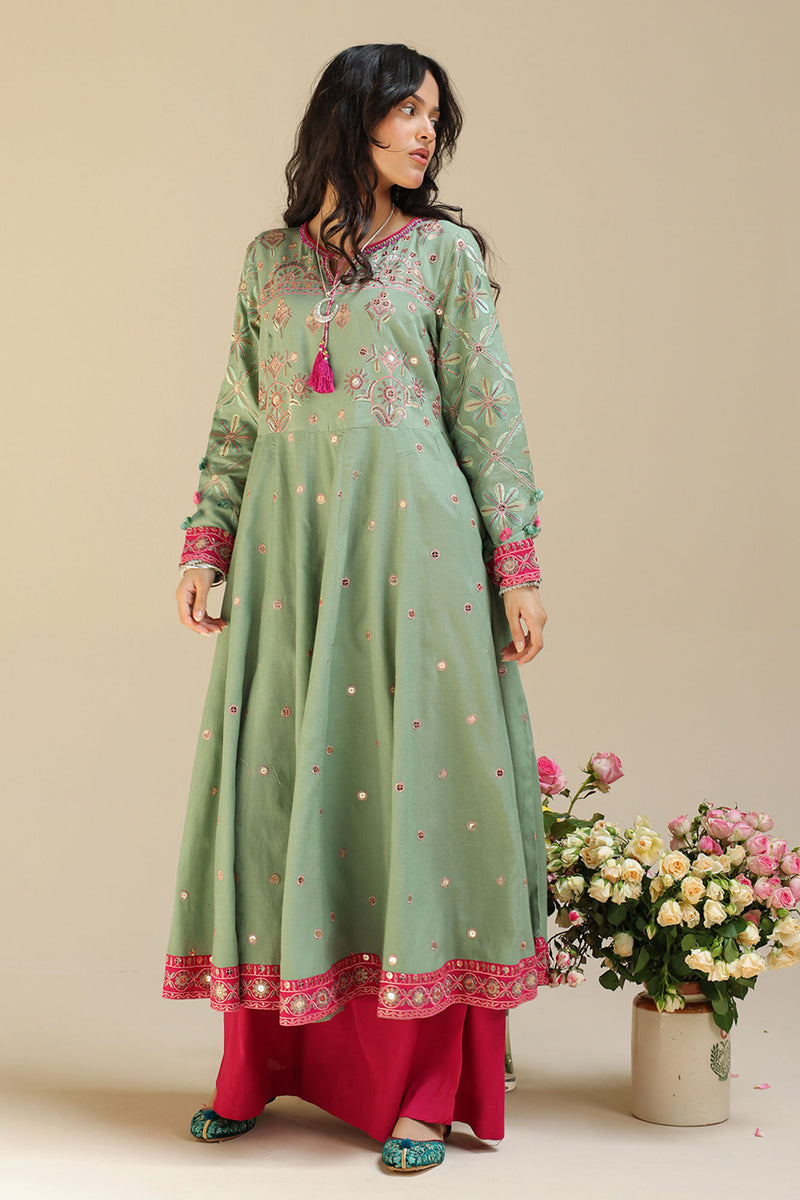 Embroidered Moon Sequin Set