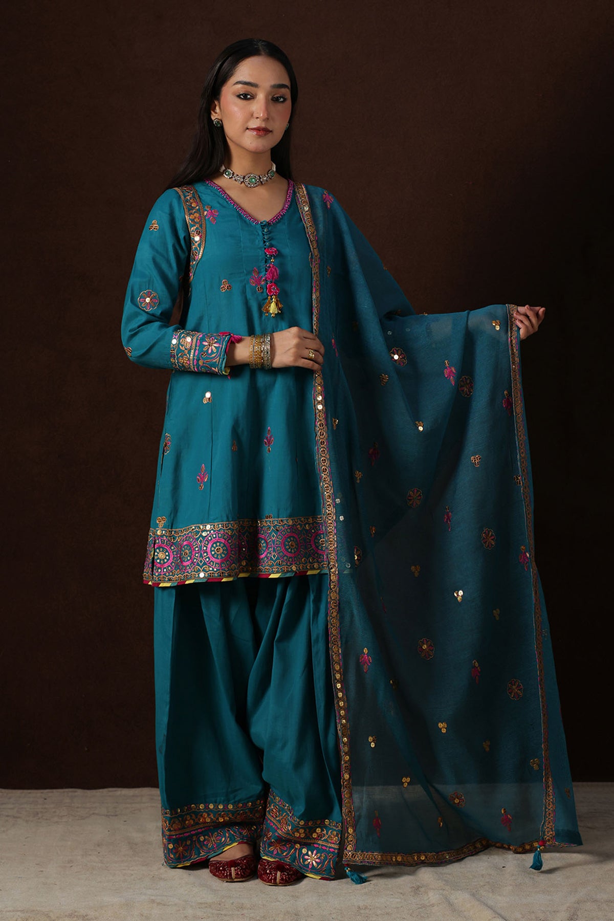 Zareen Embroidered 3-Piece Ensemble