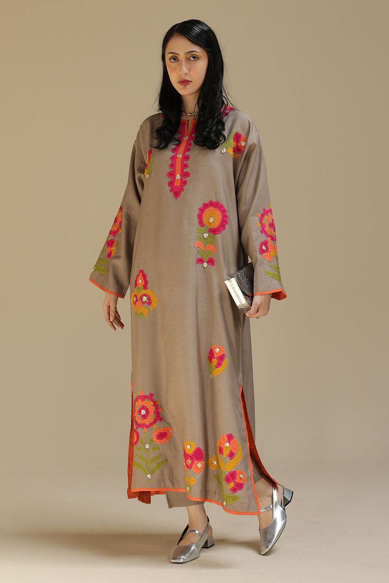 Rangrez Embroidered Set