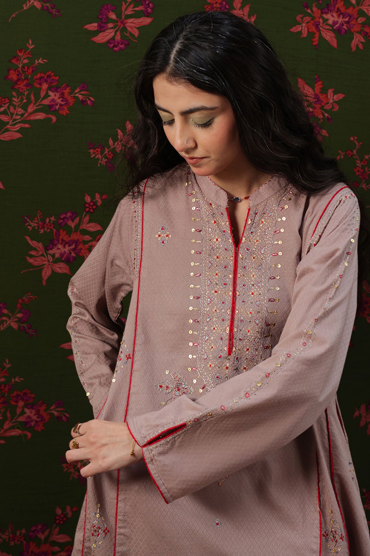 Embroidered Sequin Story Set