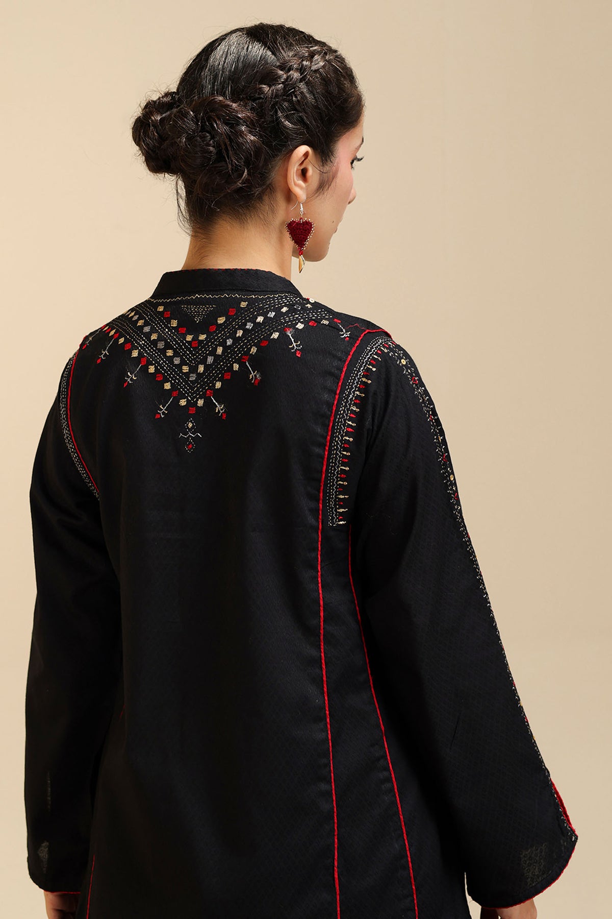 Embroidered Sequin Story Set