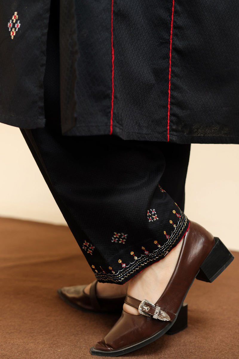 Embroidered Sequin Story Set
