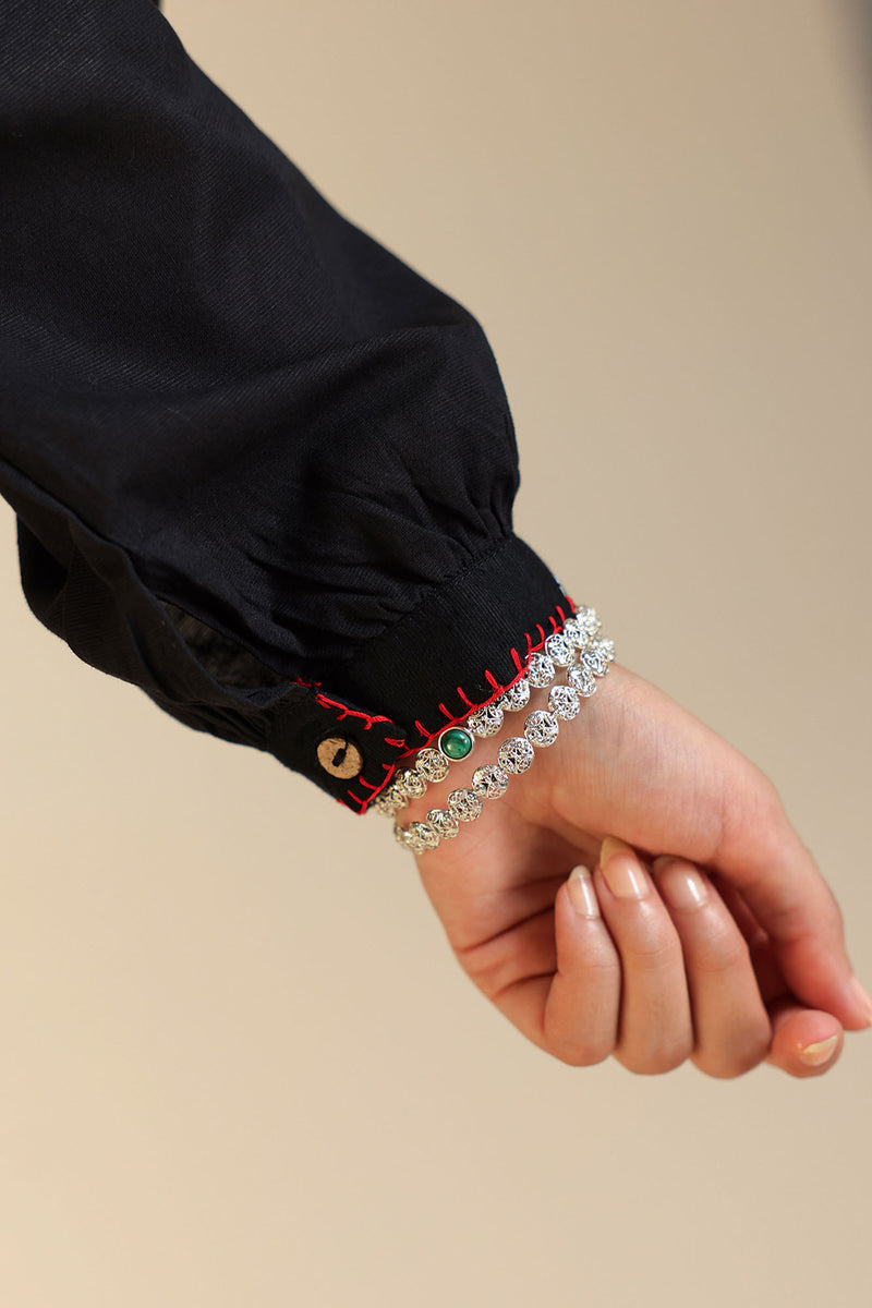 Handembroidered Set