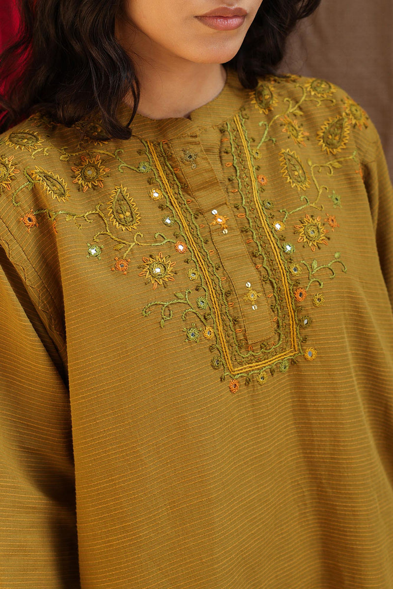 Embroidered Floral Whisper Set