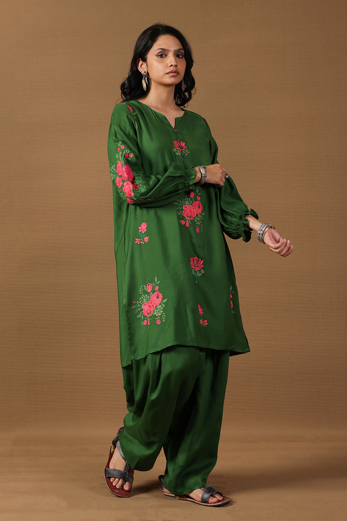 Gulab Rang Embroidered Set