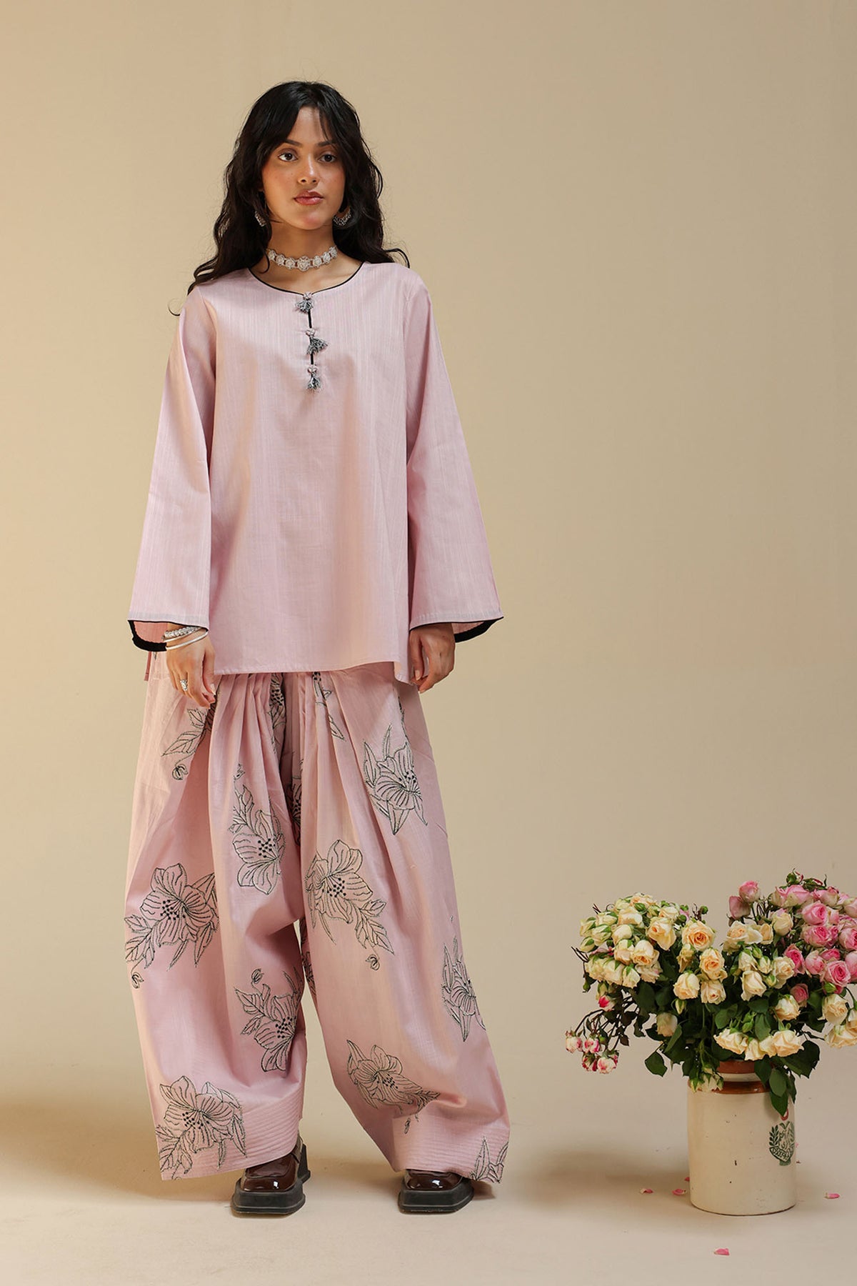 Embroidered Bloom Line Farshi Set